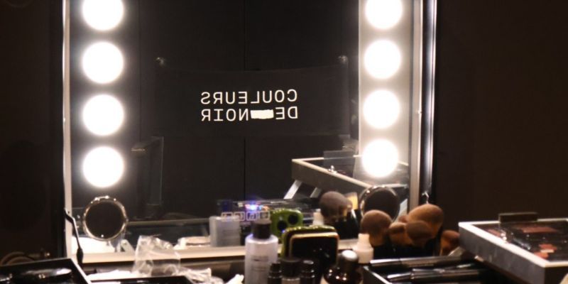 PharmaYou Glons - Couleurs de Noir